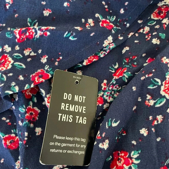 Express floral halter maxi dress - Picture 7 of 10